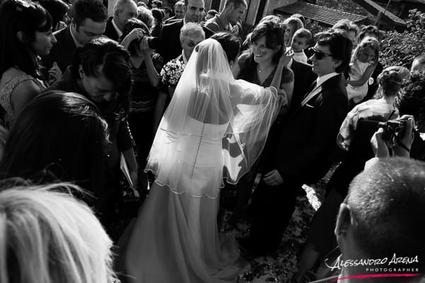 Fotografo matrimonio Lugano - Auguri fuori dalla chiesa
