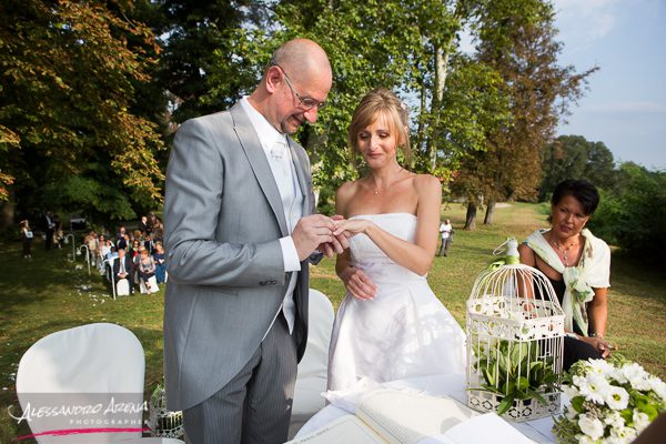 Villa Caproni matrimonio all'aperto - Scambio degli anelli