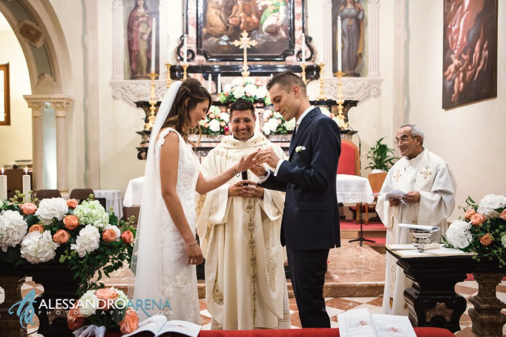 Foto matrimonio provincia di como - Scambio degli anelli