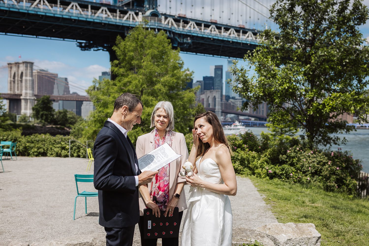 The bride comes out of the subway