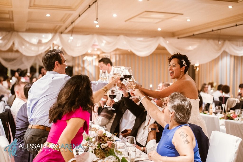 Sposa al brindisi - Matrimonio Albergo Losone - Ascona