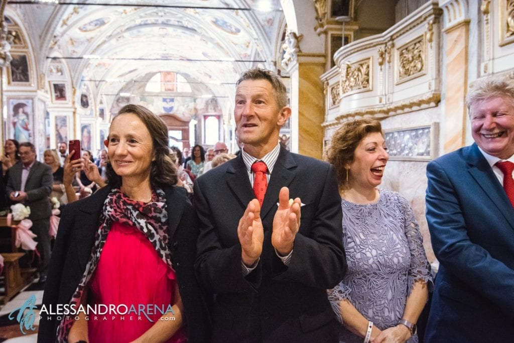 Felicità dei genitori della sposa