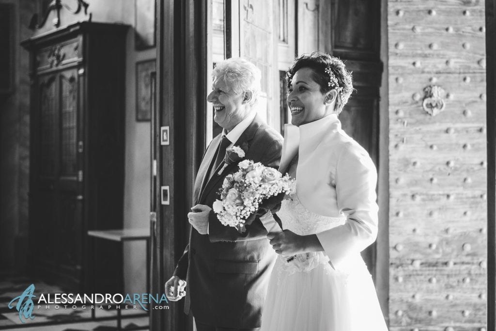 Ci siamo la sposa è pronta per arrivare all'altare